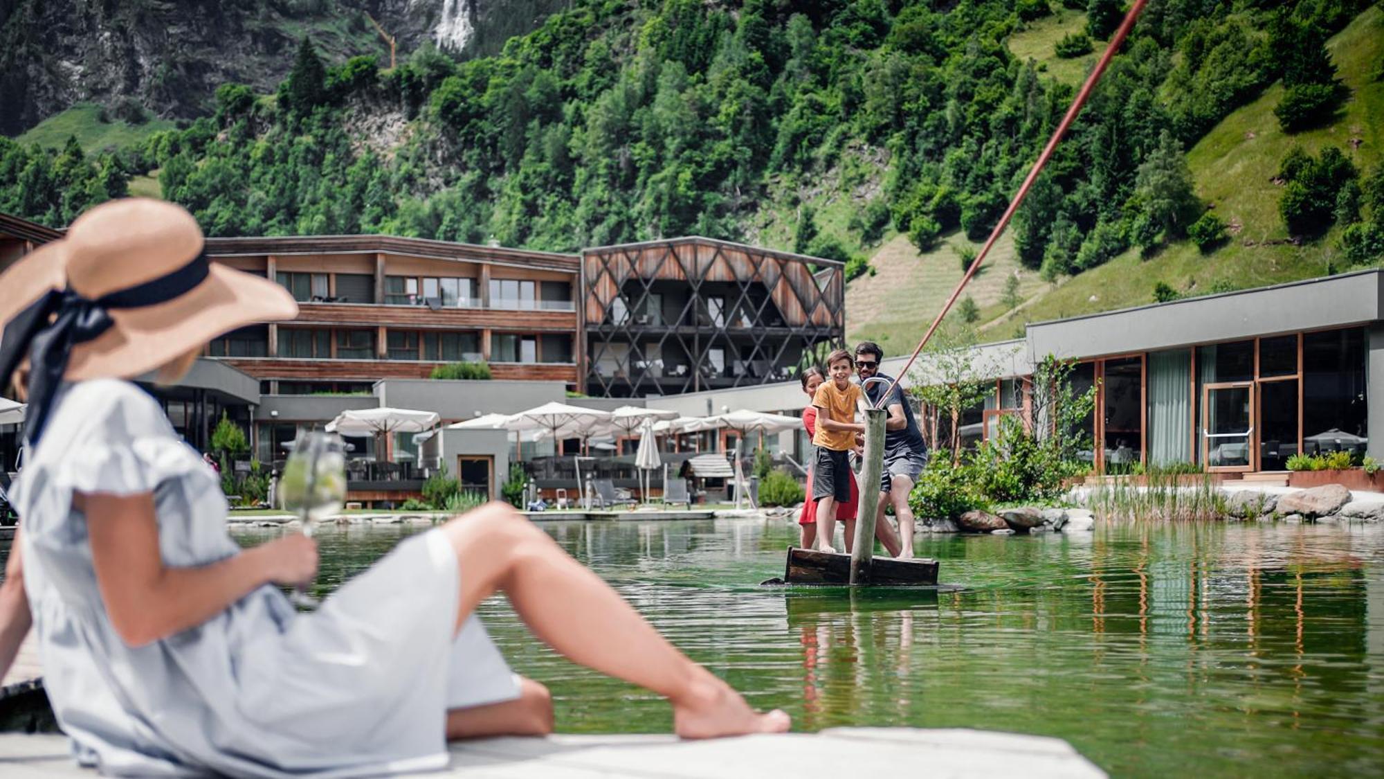 Feuerstein Nature Family Resort Колле-Изарко Экстерьер фото